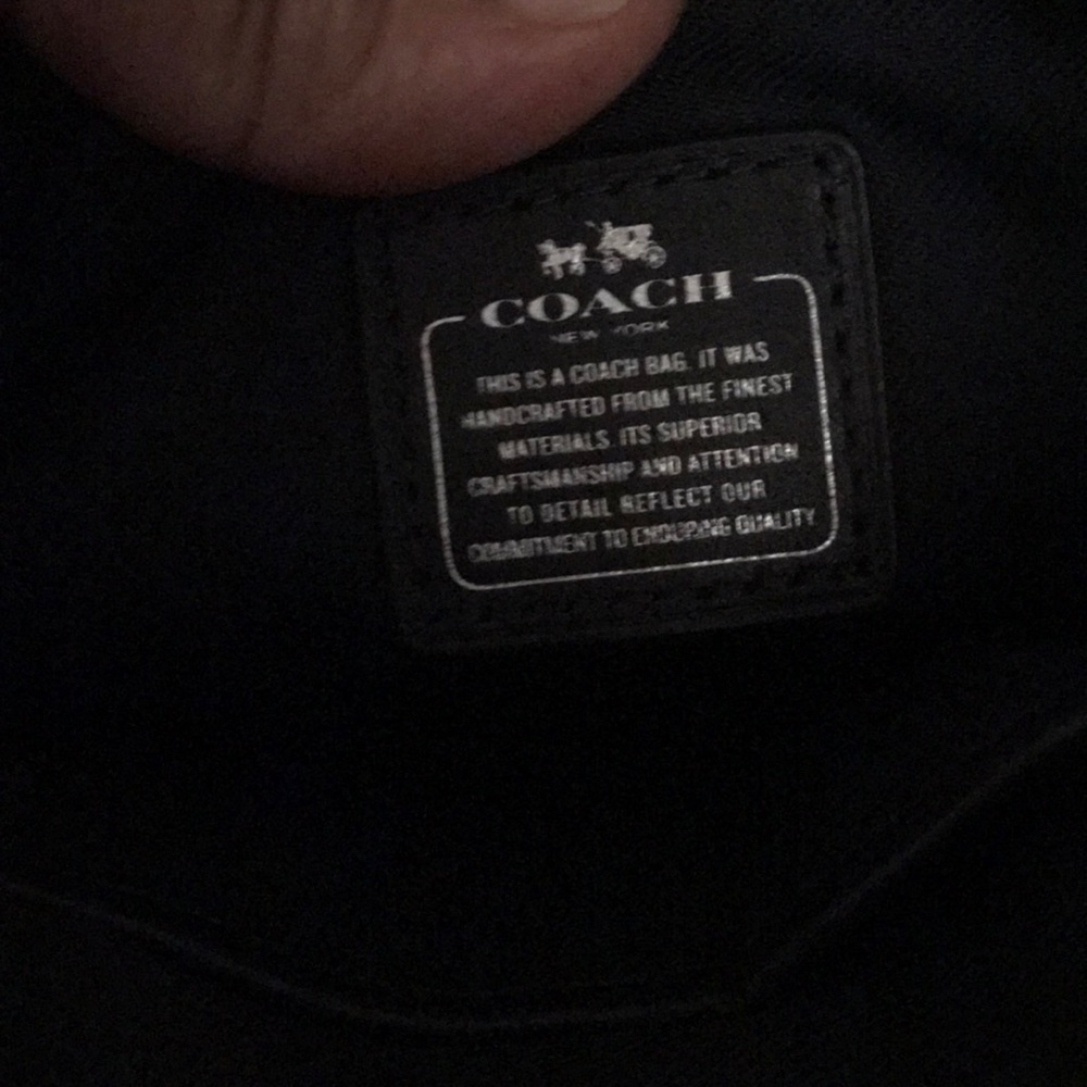Coach cross Body - Picture 5 of 8